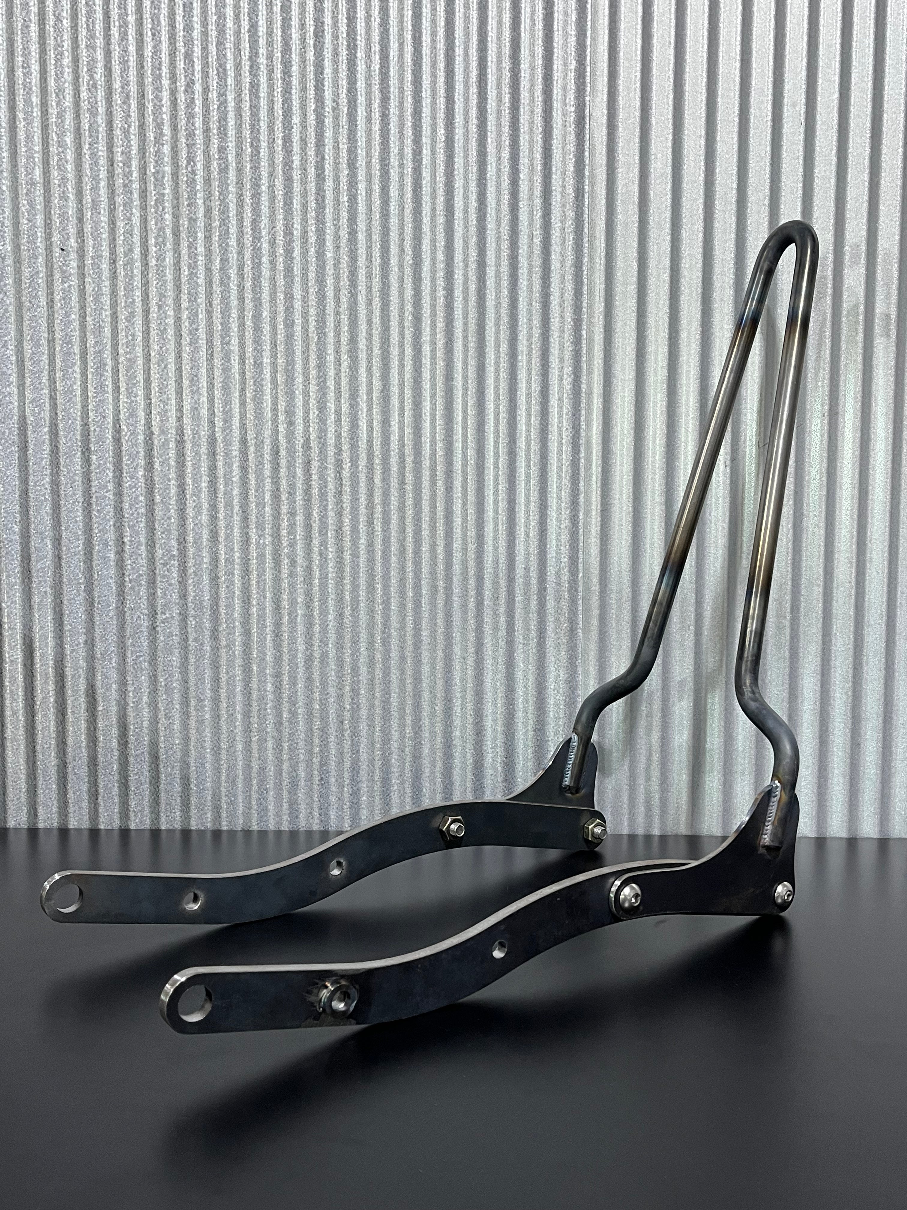 Nissy ジャフレマグネ BNM Swing Arm Sissy Bar Kit - Big Twin V.2 – Bar None Moto